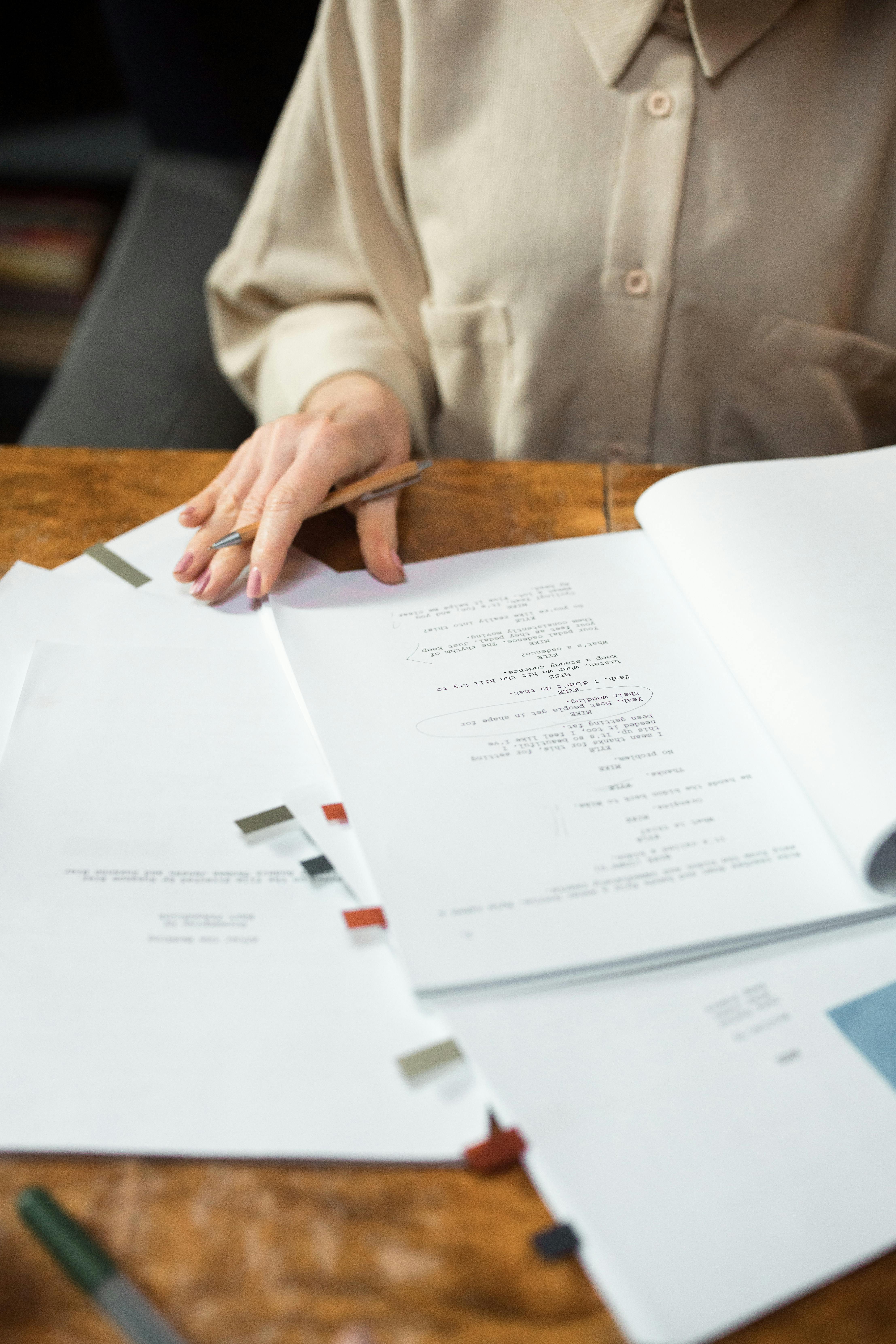 Corrección de tesis y artículos académicos